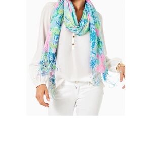 LILLY PULITZER SURF BLUE
SCARF NWT